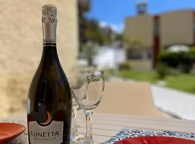 El Cortijo - Pool - Free Parking プラヤ・デ・ラス・アメリカス